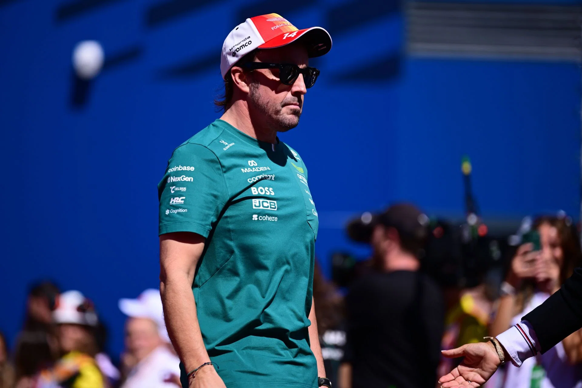 Fernando Alonso evoque son avenir incertain en Formule 1 et critique les regles aerodynamiques de 2026