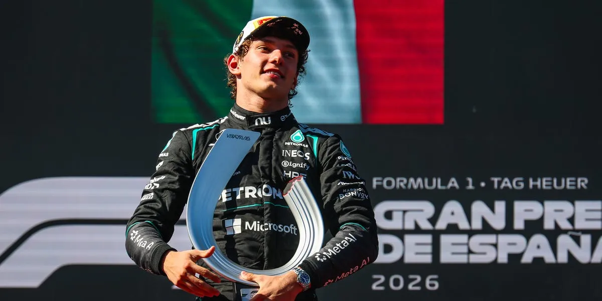 Kimi Antonelli célèbre sa victoire au Grand Prix de Formule 1 de Madrid
