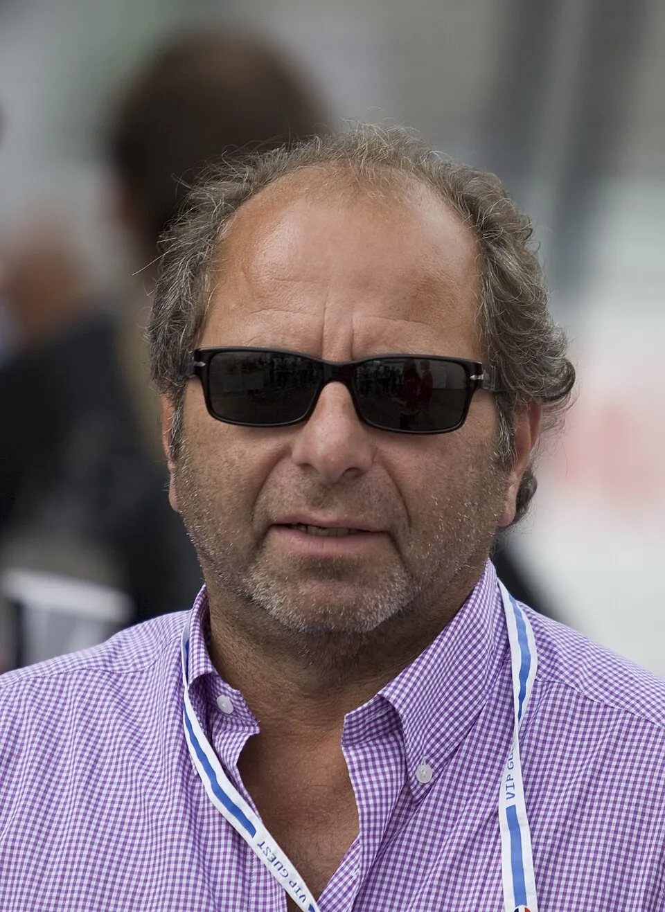 Klaus Ludwig celebre ses victoires legendaires en endurance et en DTM au sommet de sa carriere