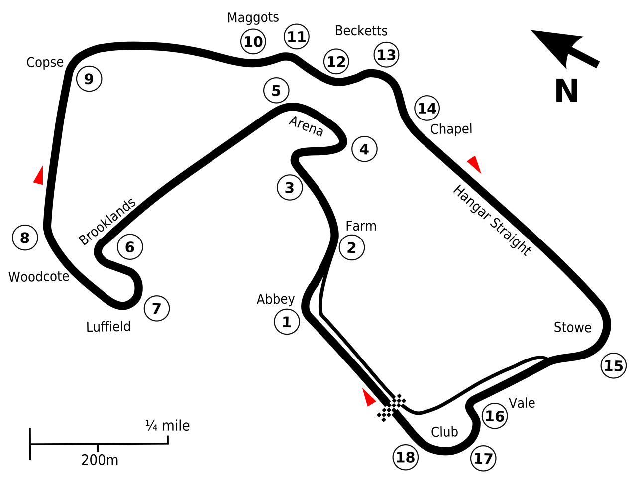 Lewis Hamilton célèbre sa victoire triomphale lors du Grand Prix de Grande-Bretagne à Silverstone