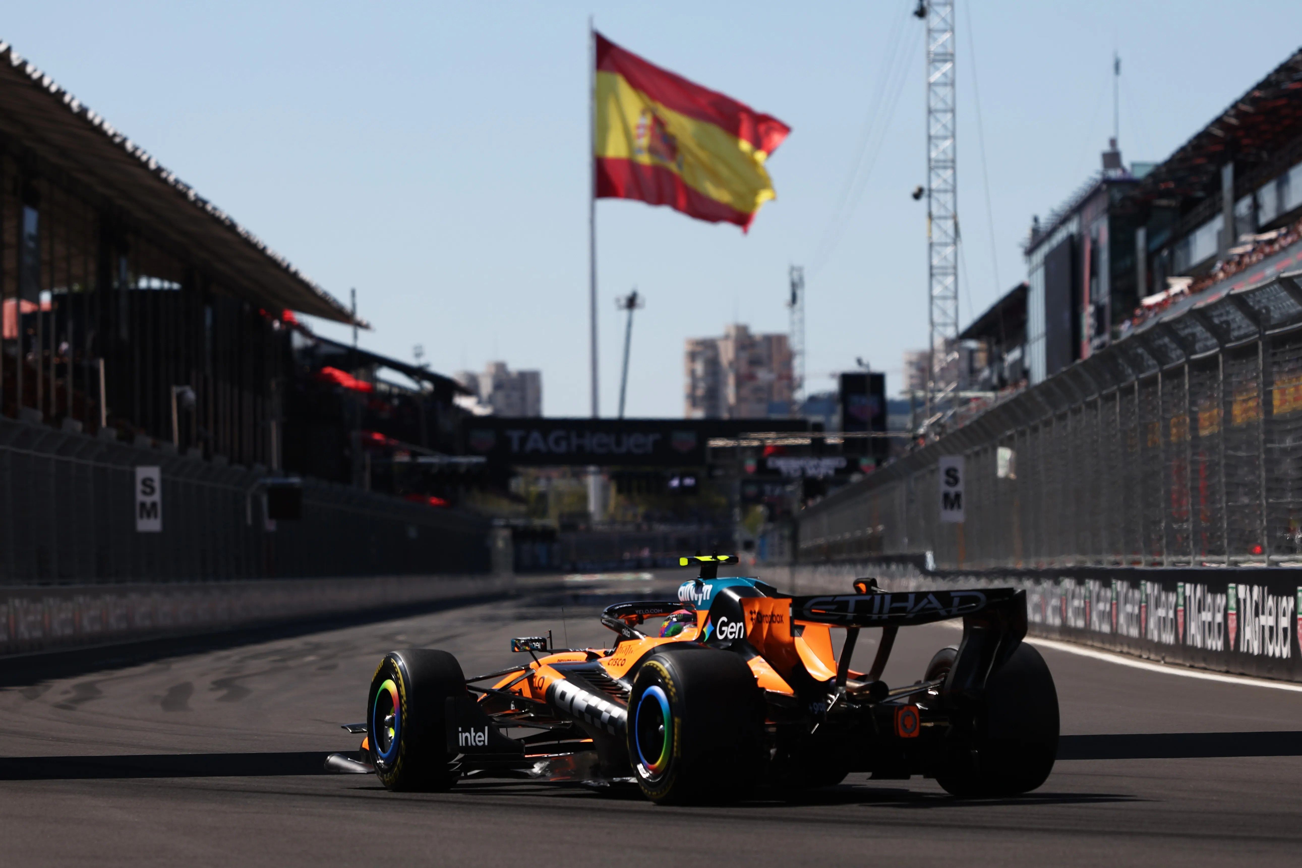 McLaren teste un nouveau package d'évolutions aérodynamiques décisif au Grand Prix de Bakou en Formule 1