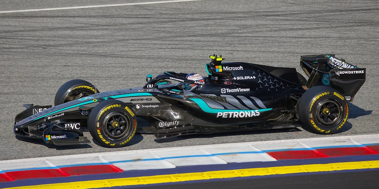 La Mercedes W17 pilotée par Kimi Antonelli domine la saison 2026 de Formule 1