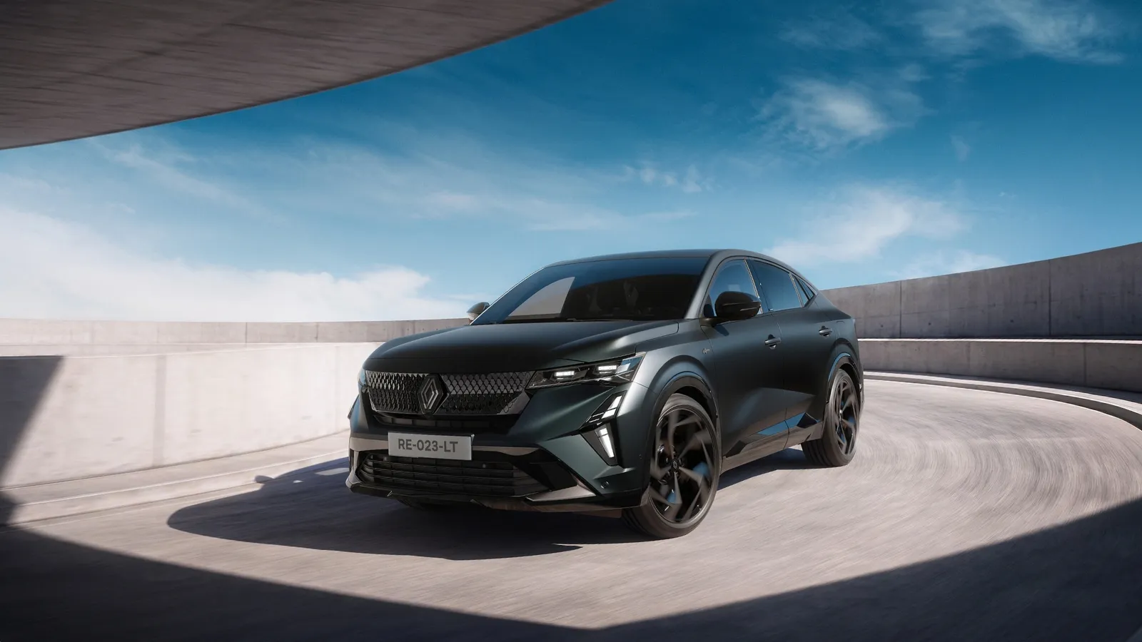 Le nouveau Renault Rafale Hypnotic en série limitée présenté par le constructeur français