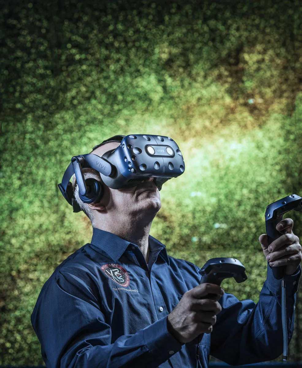 Le design immersif transforme l'expérience numérique grâce à la réalité virtuelle et augmentée