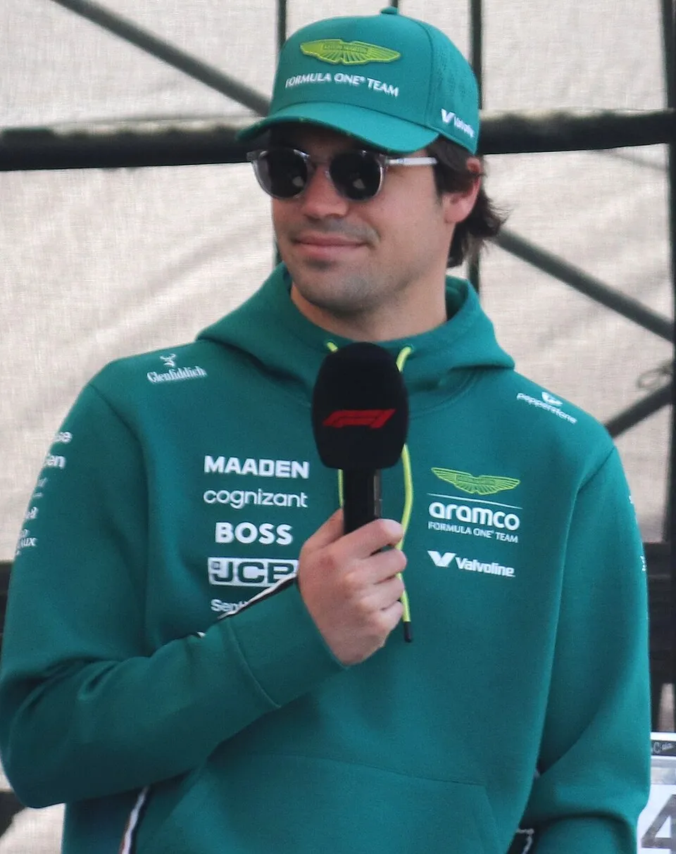 Le pilote canadien Lance Stroll au volant de sa monoplace en Formule Un