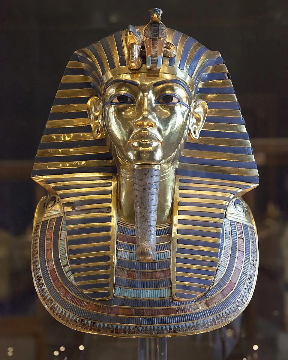 Profil de Toutankhamon et de son héritage archéologique en Égypte ancienne