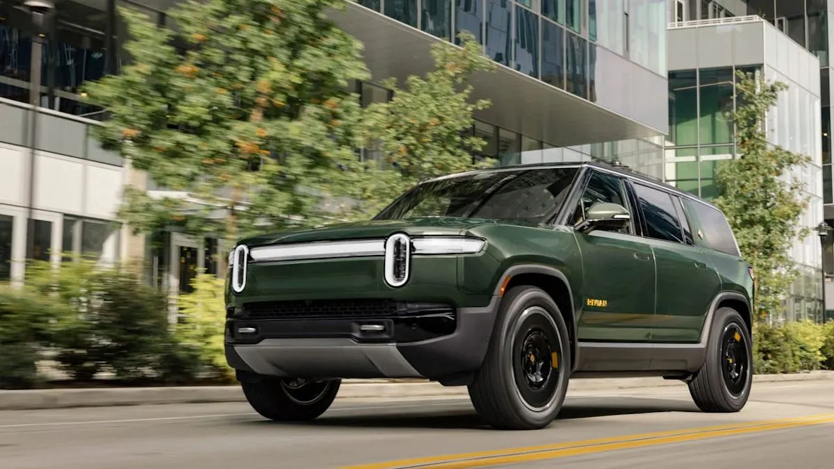 Rivian rappelle près de 100000 véhicules suite à un problème lié à la caméra de recul