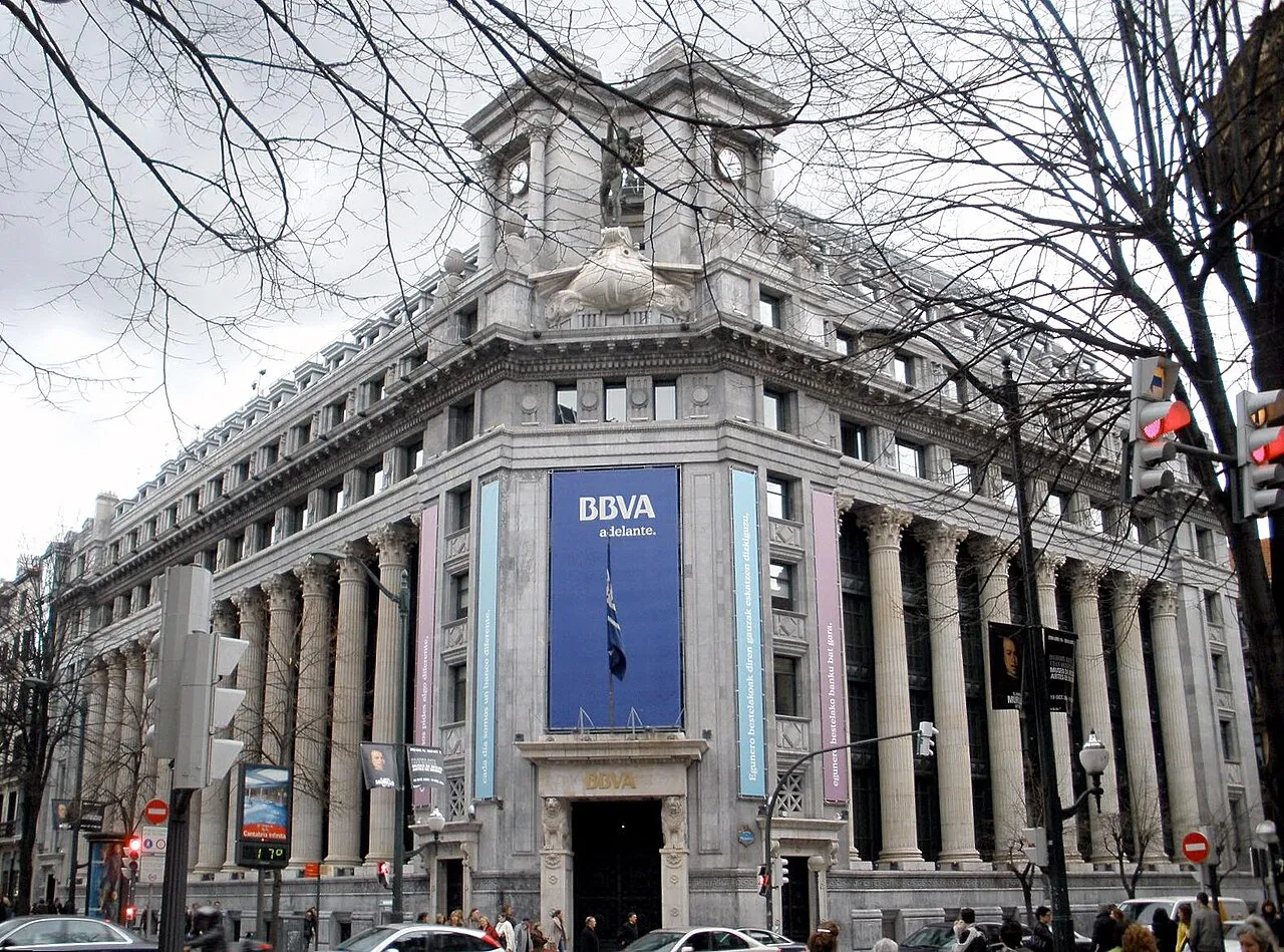 La banque BBVA renforce sa position sur le marché international grâce à l'innovation numérique