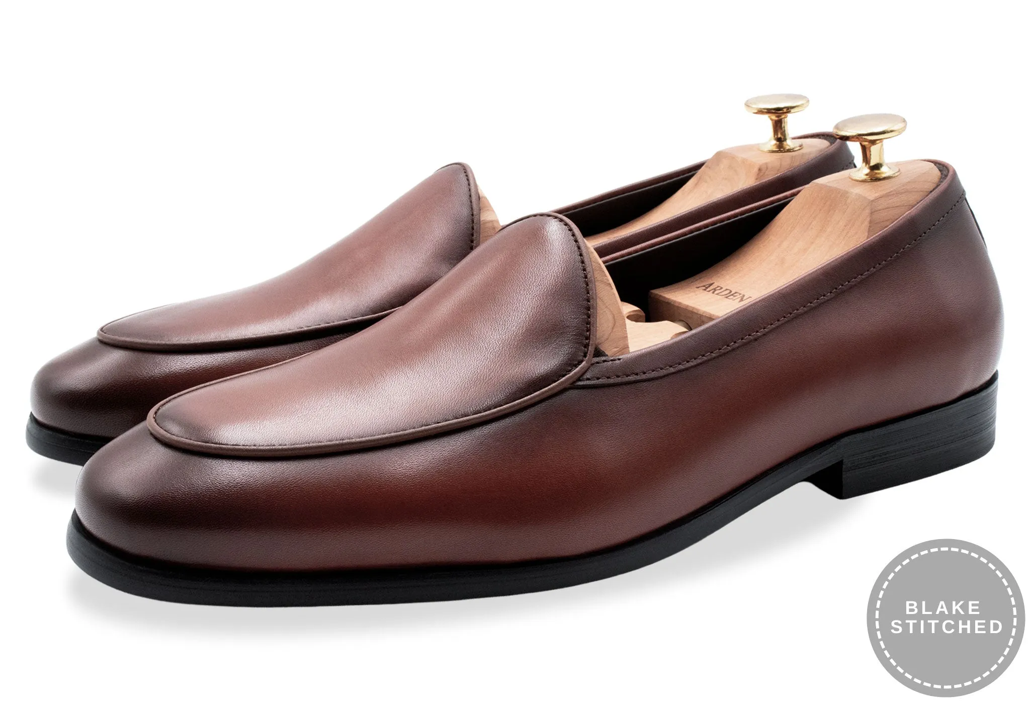 Panduan memilih dan merawat sepatu kulit klasik untuk pria elegan